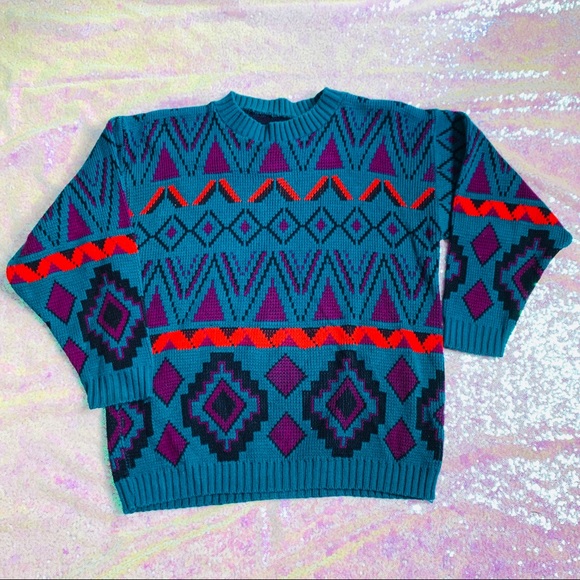 SOLD Vintage geometric hand knit sweater - Picture 7 of 9